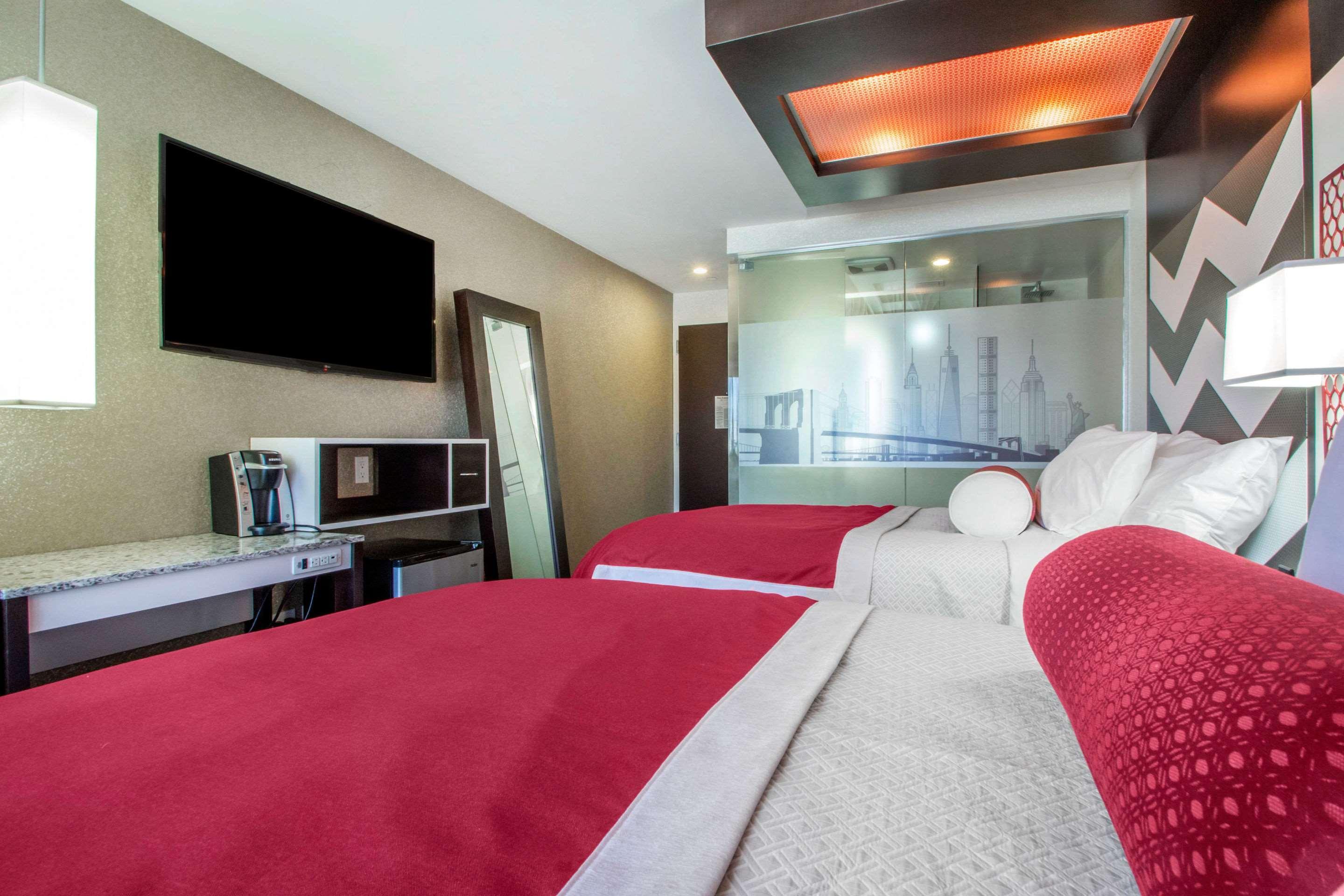 The Vue Hotel, Ascend Hotel Collection ニューヨーク エクステリア 写真
