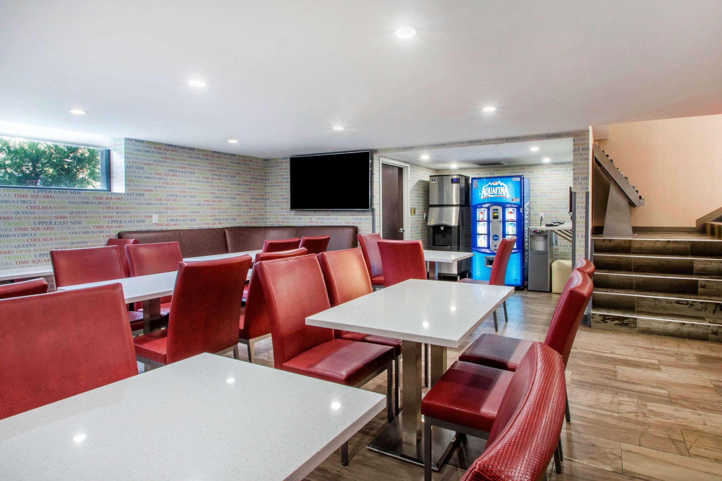 The Vue Hotel, Ascend Hotel Collection ニューヨーク エクステリア 写真