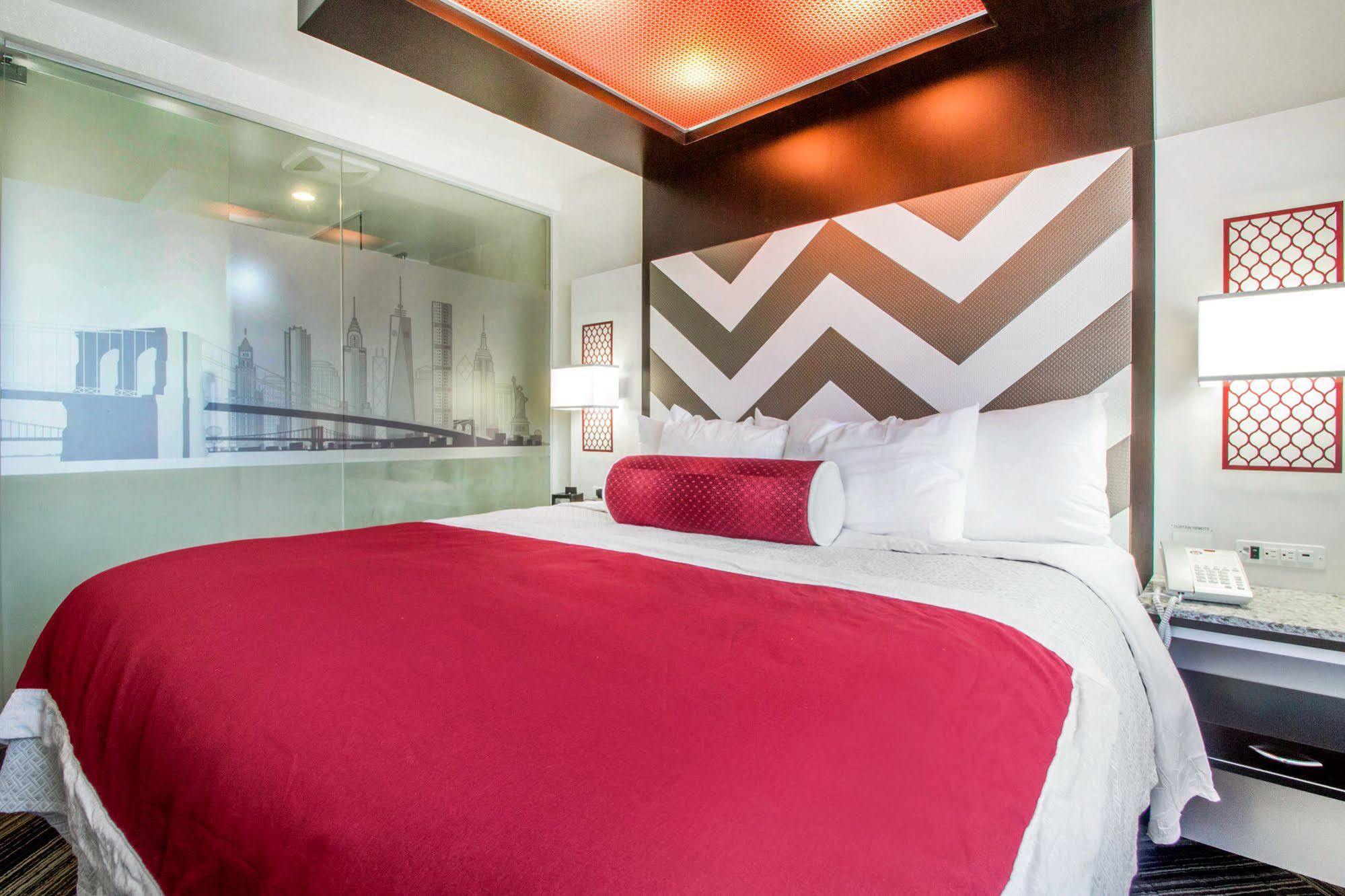 The Vue Hotel, Ascend Hotel Collection ニューヨーク エクステリア 写真
